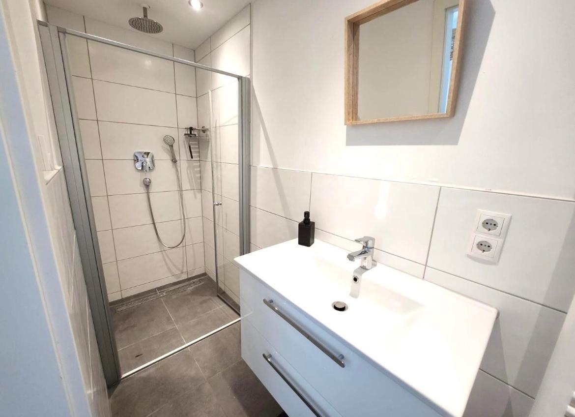 אוגסבורג Modernes Apartment Mit Wifi, Aufzug & Kostenlos Parken El-Living מראה חיצוני תמונה